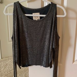 NWT cold shoulder top
